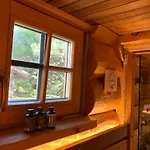 Russet & Rowanberry - Rowanberry Retreat Kriilevalja