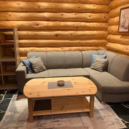 Russet & Rowanberry - Rowanberry Retreat