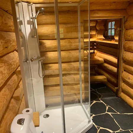 Russet & Rowanberry - Rowanberry Retreat * Kriilevälja