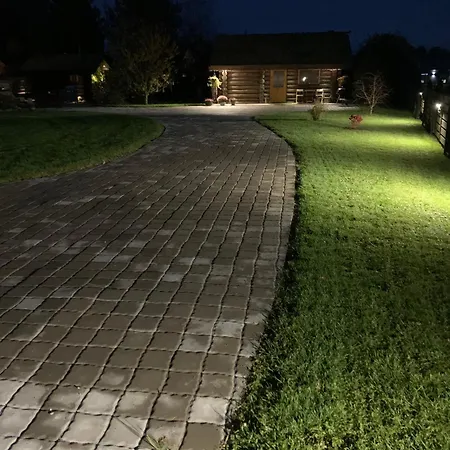 Russet & Rowanberry - Rowanberry Retreat * Kriilevälja