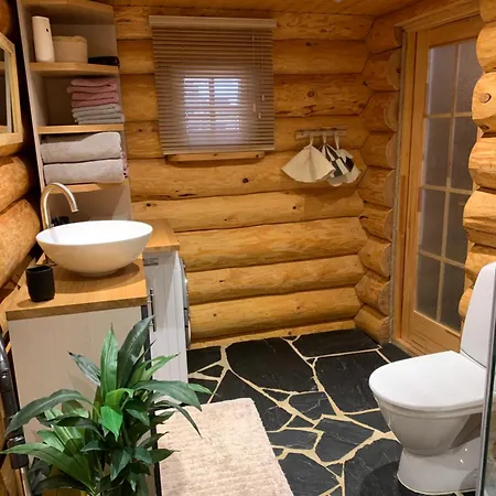 Russet&rowanberry - Rowanberry Retreat * Kriilevälja