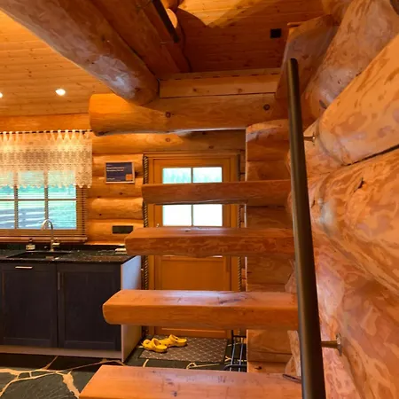 Russet & Rowanberry - Rowanberry Retreat * Kriilevälja