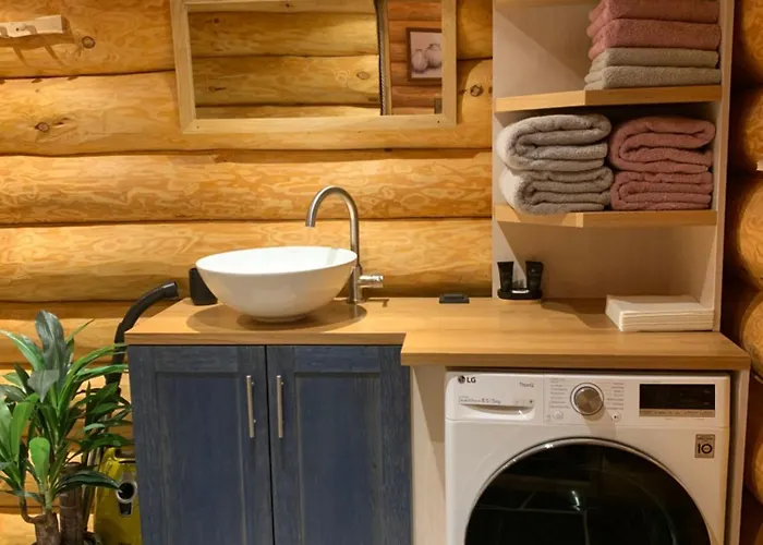 Russet & Rowanberry - Rowanberry Retreat Vakantiehuis Kriilevälja