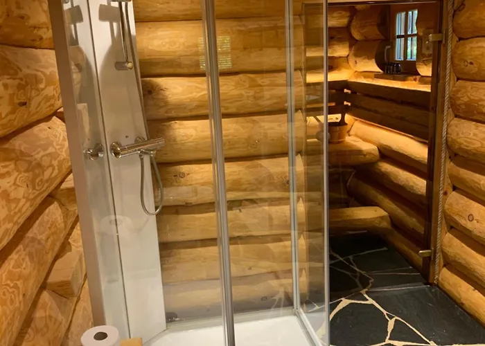 Russet & Rowanberry - Rowanberry Retreat * Kriilevälja