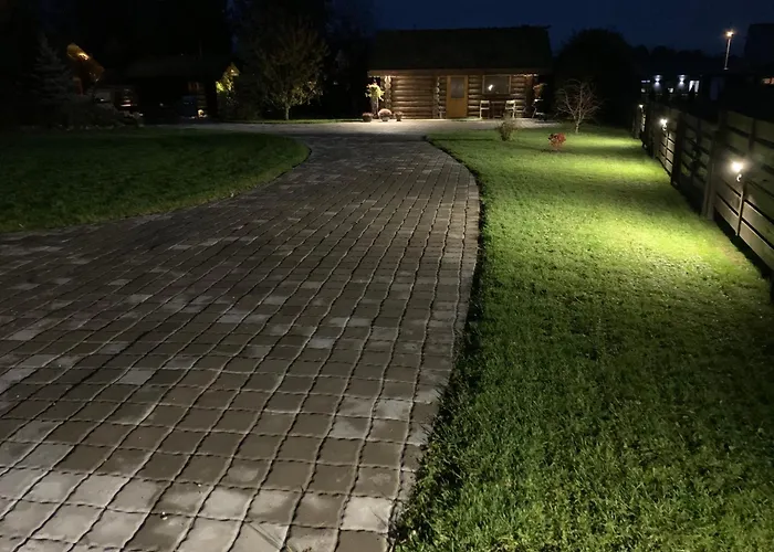 Russet & Rowanberry - Rowanberry Retreat * Kriilevälja